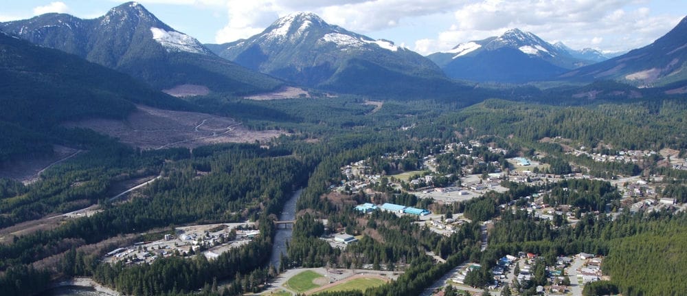 A picture of the Village of Gold River.
