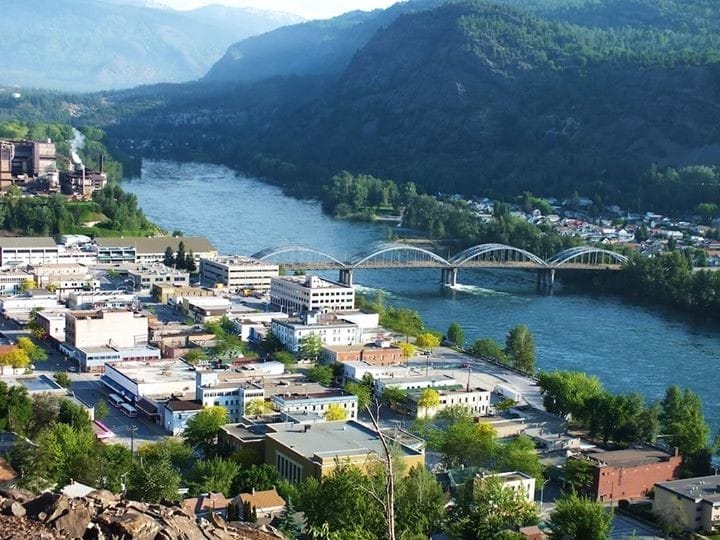 A picture of the City of Trail.